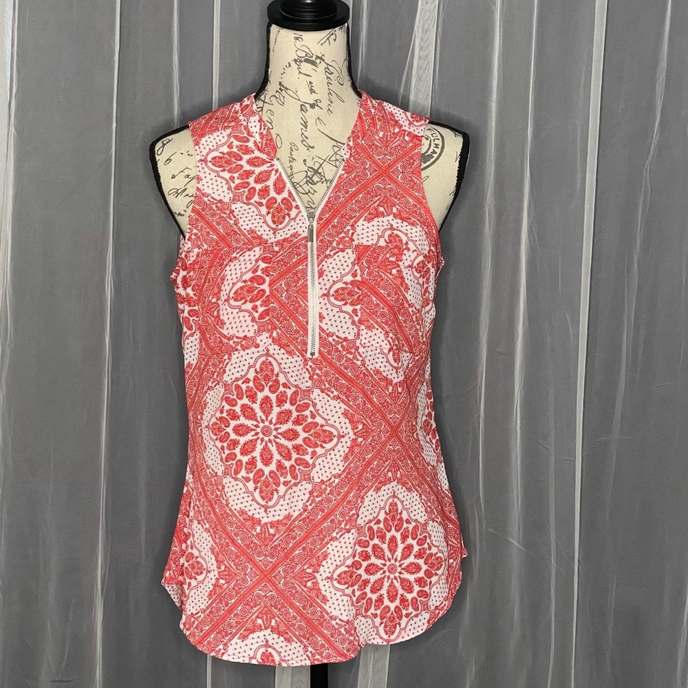 New York and co Soho Sleeveless zipper front